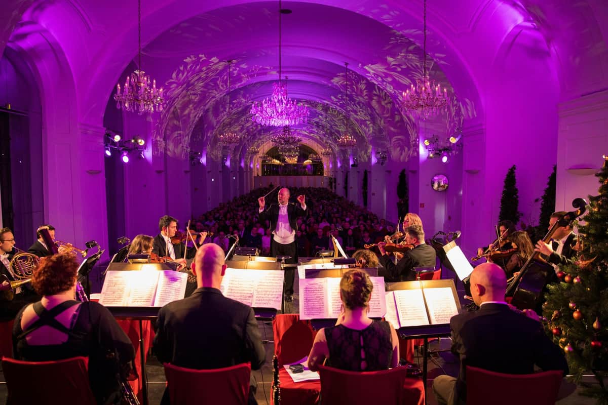 Schönbrunn Palace: Mozart & Johann Strauss Concert at the Orangerie Singer