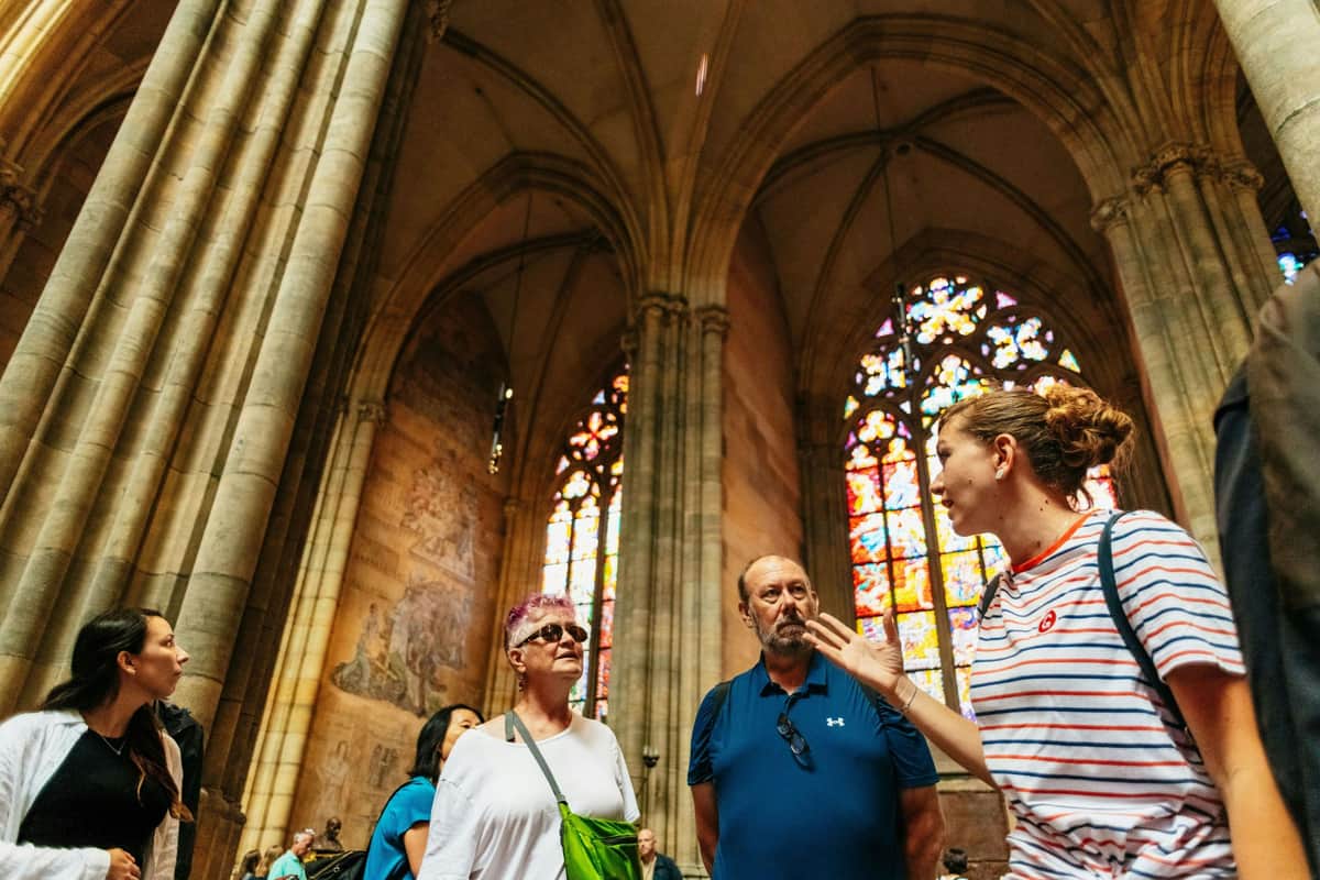 Prague Castle: Skip The Line Ticket + Guided Visit + Optional Boat Tour Castle