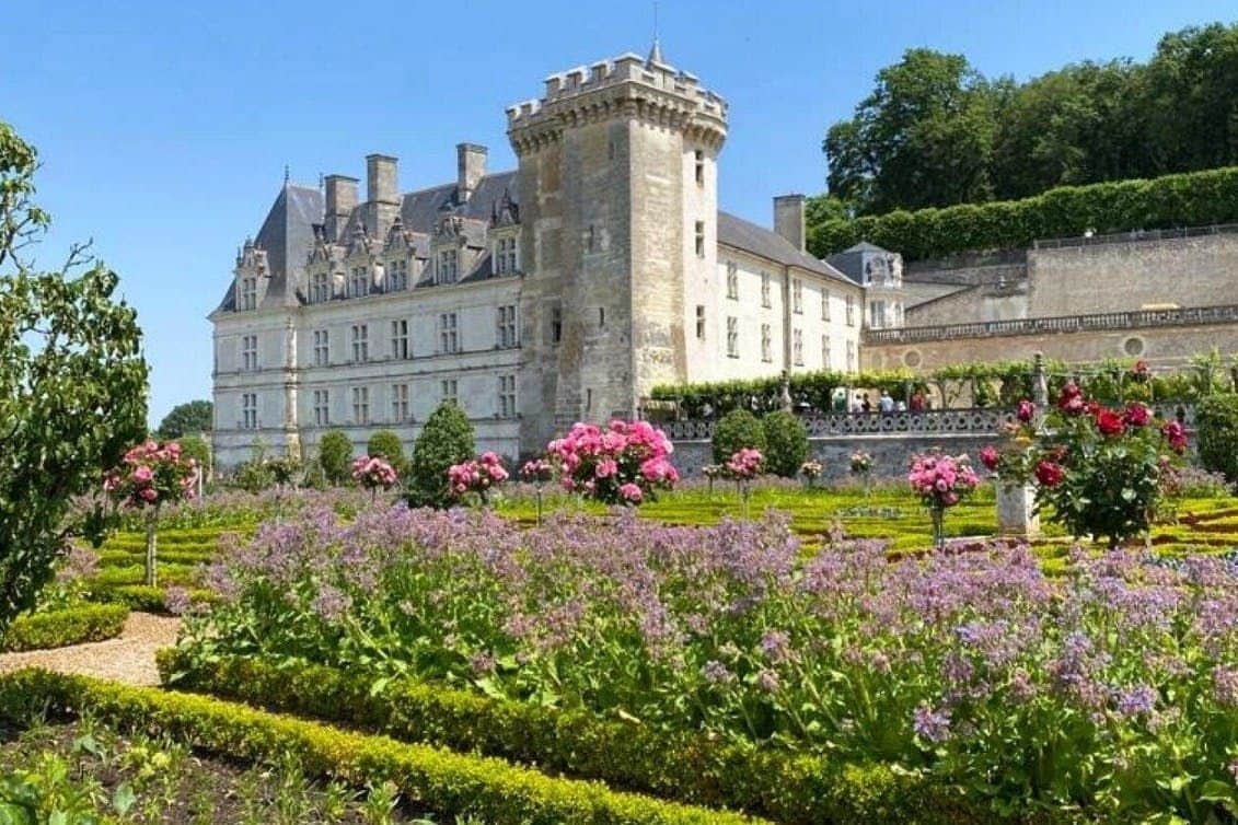 Château d'Azay-le-Rideau & Gardens of Villandry: Guided Trip from Tours Garden of the Château de Villandry