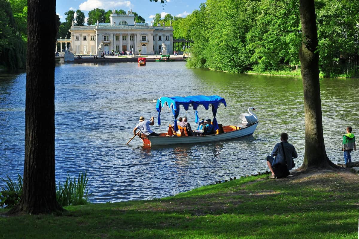 Gondola cruise