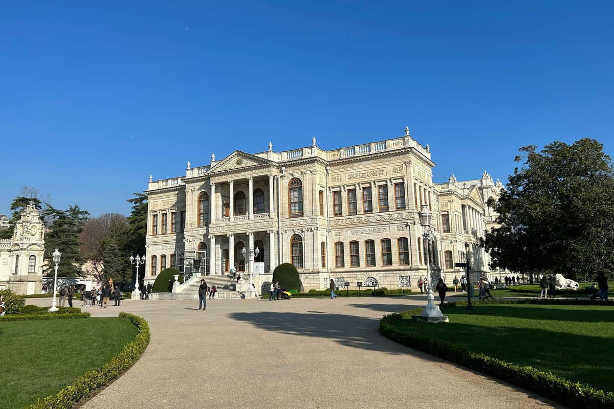 돌마바흐체 궁전 & 하렘: 우선 입장권 + 오디오 가이드 Dolmabahce