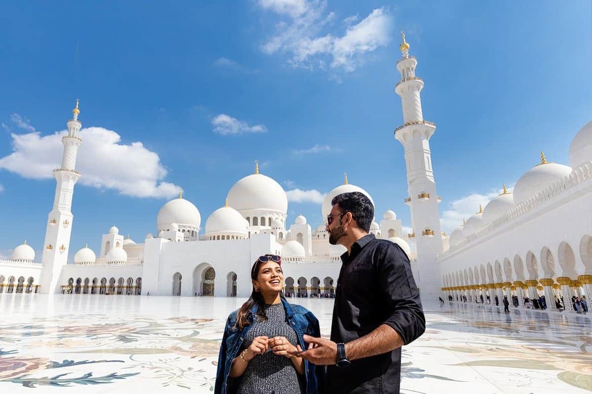 Abu Dhabi & Qasr Al Watan: Afternoon Guided City Tour + Transfers Sheikh Zayed Mosque