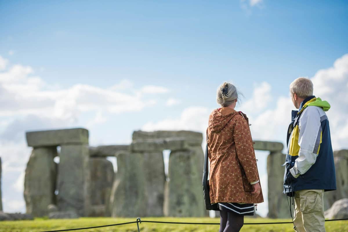 Visiteurs à Stonehenge