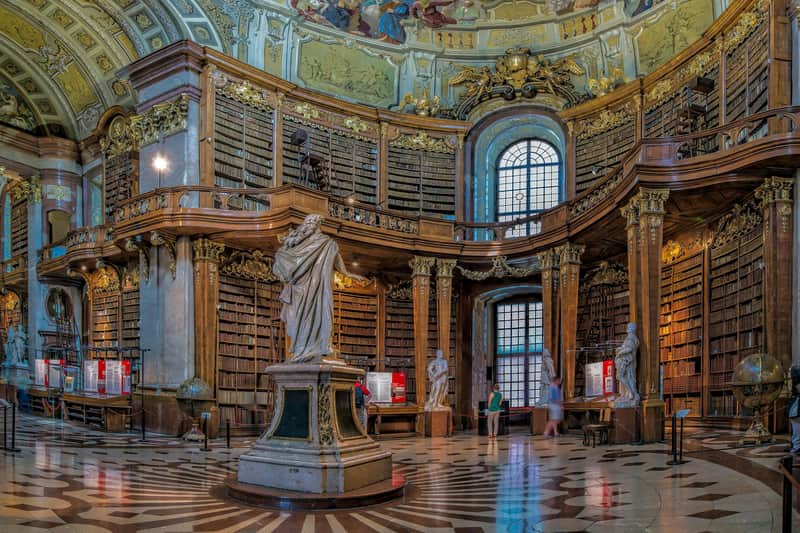 Austria: National Library Tour in Spanish