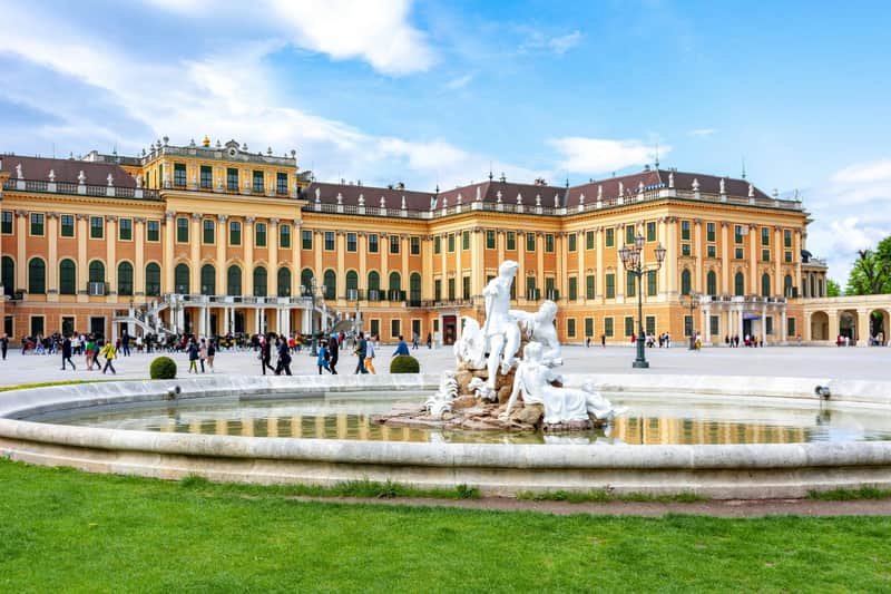 Schonbrunn Palace & Gardens: Skip The Line Ticket and Private Guided Tour