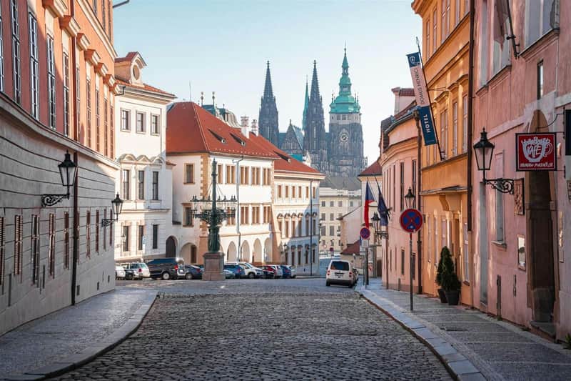 Prague Castle District: Guided Tour