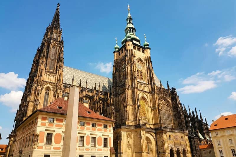 Prague Castle: Entry Ticket + Introduction