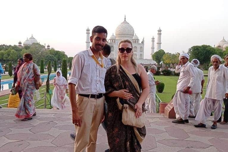 Agra: Guided Tour + Roundtrip Transfer