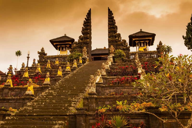 Bali: Besakih Temple & Lempuyang Temple Gates of Heaven Tour with Transfer