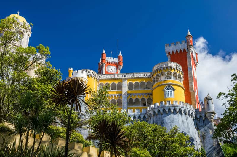 Pena Palace, Nazaré & Fátima: Small-Group Guided Tour from Lisbon