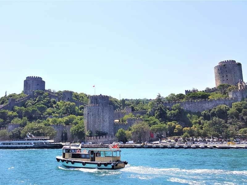 Istanbul: Bosphorus & Black Sea Sightseeing Cruise, Guided Tour + Transport