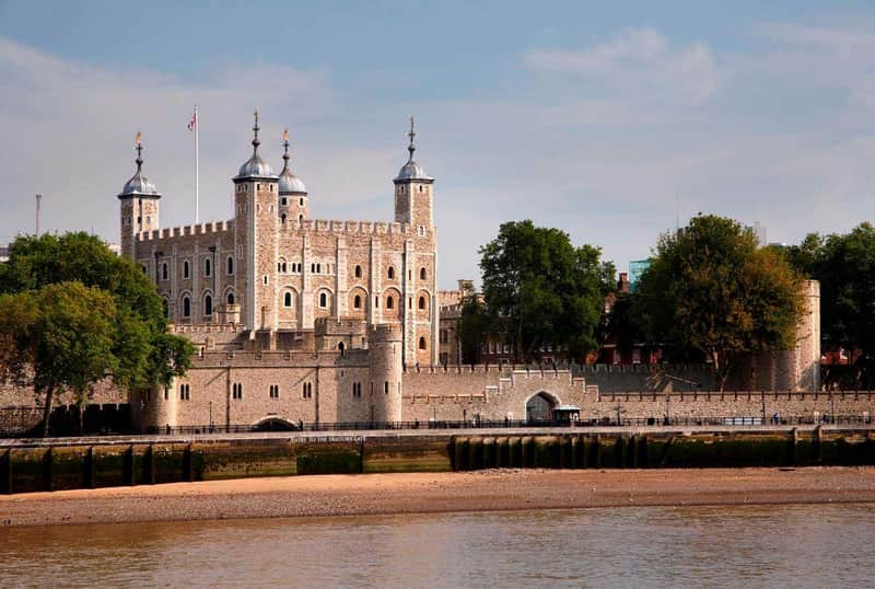 Tower of London & St Paul's Cathedral: Guided Tour + Thames Cruise