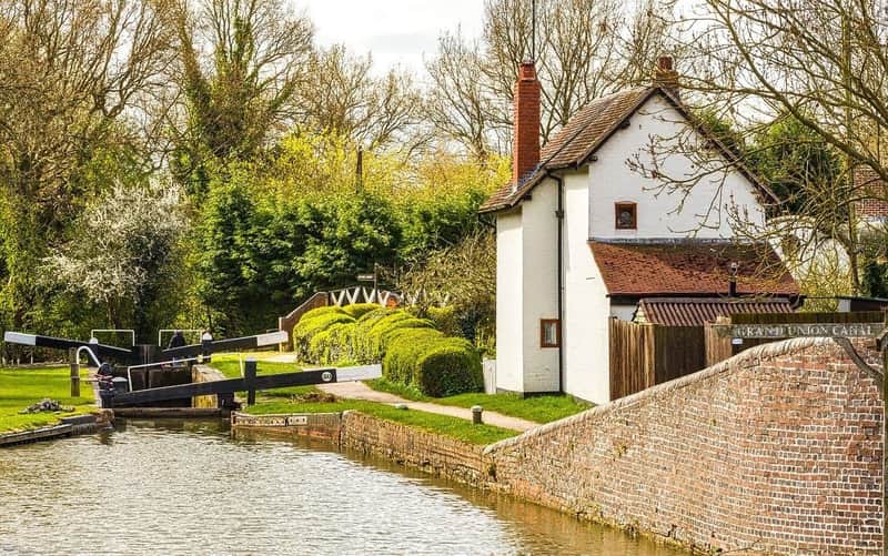 Warwickshire Immersive Self-Guided Walking Tours