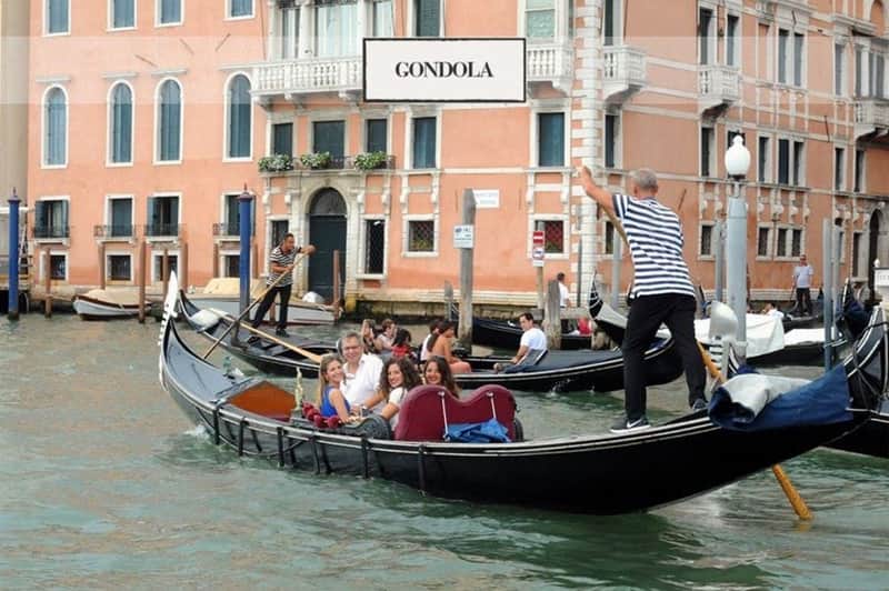 Gondola Gallery Gondola Gallery